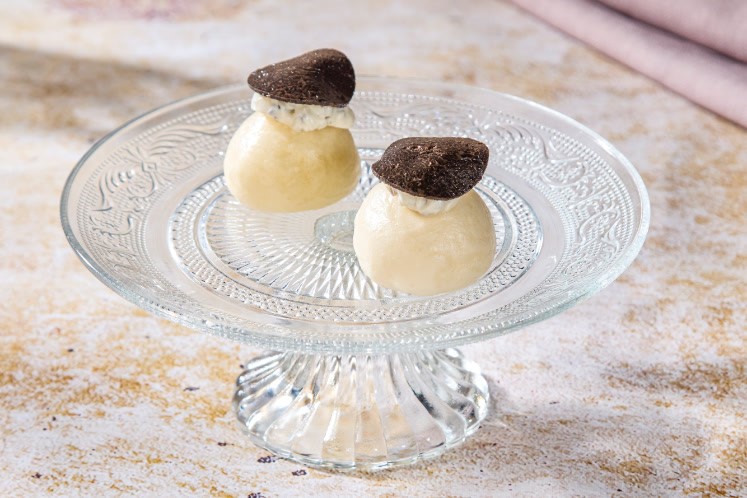 Bao bun bite met mascarpone-truffelcrème en geschaafde wintertruffel