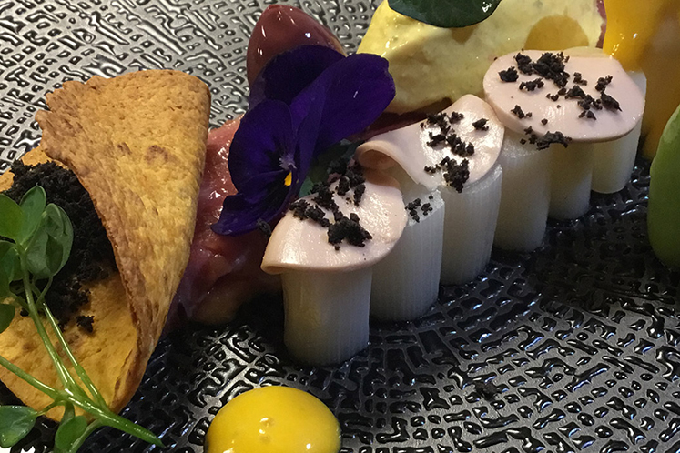 Asparagus, beef sirloin, carrot cream and curry ice cream