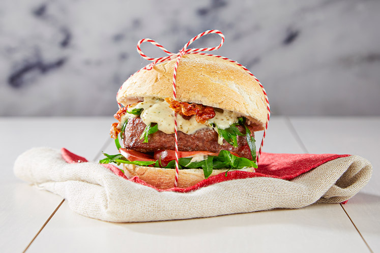 Smash burger met krokant spek en truffel mayonaise