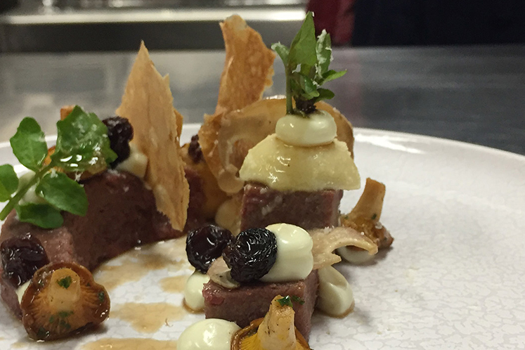 Wildzwijnnekbroodrilette door De Bloemenbeek