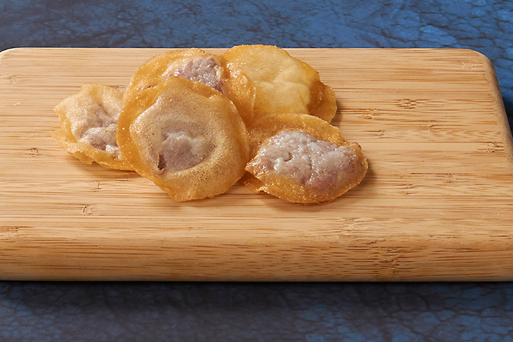 Gebakken ravioli van brickdeeg