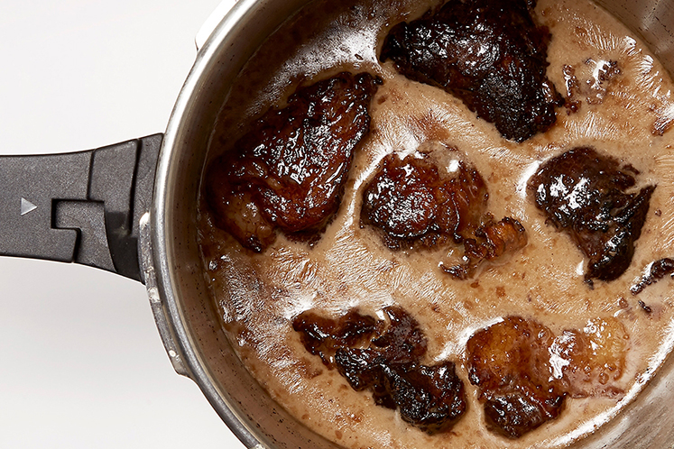 Kalfswangen uit hogedrukpan