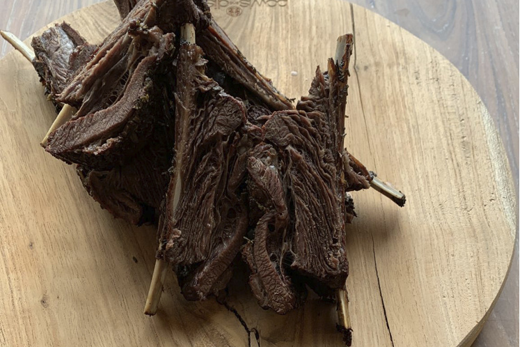 Shortribs met been van hert