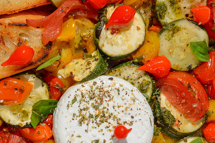 Tomatensalade met geitenkaas