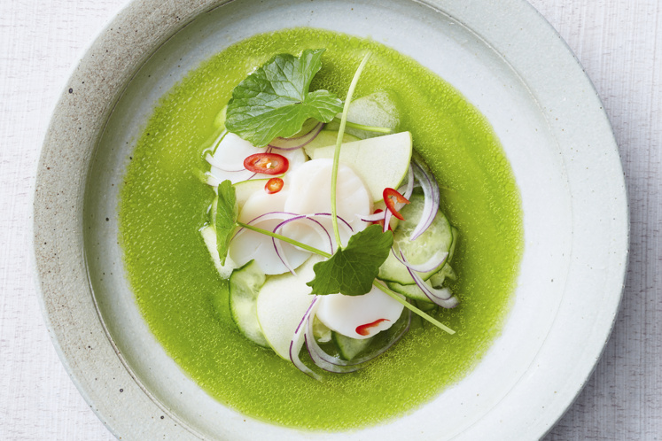 Ceviche van coquilles met groene appel, koriander en citrus