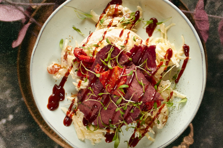 Broodje pastrami van de barbecue