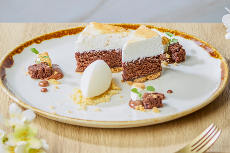 Tarte aux pommes, brownie & marshmallow — extra image