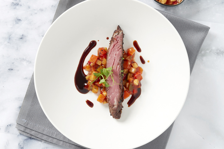 Bavette met groente ratatouille en kalfsjus