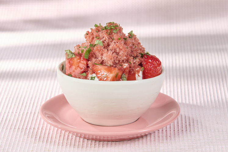 Coupe de fraises à la Chantilly