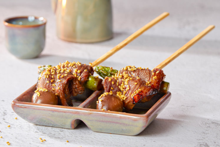 Eend en soja-eitje skewers