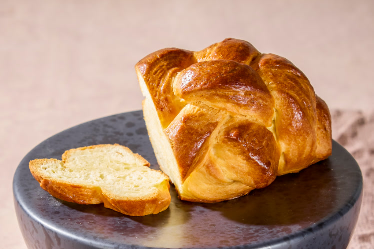 Brioche met voordeeg en glaçage
