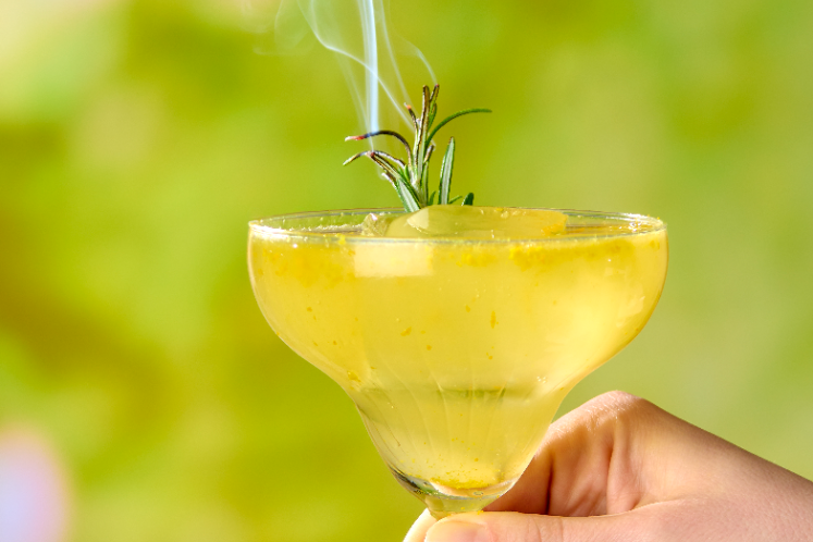 Cloudy Orange Lemonade