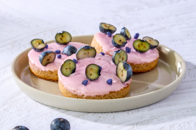 Roze koeken met amandelspijs en lavendel