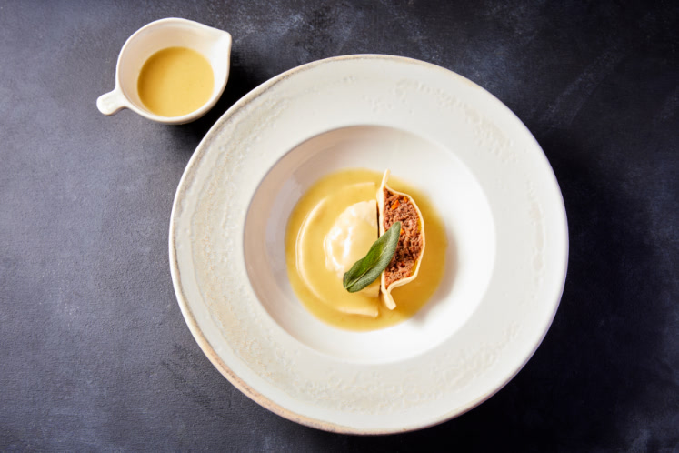 Redefine Meat one-piece ravioli