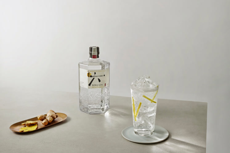 Roku Gin & Tonic