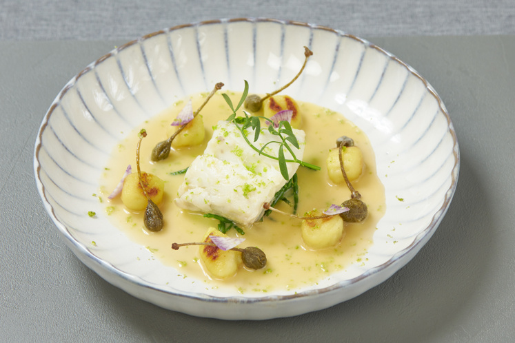 Skrei met beurre blanc, gnocchi en kapperappeltjes