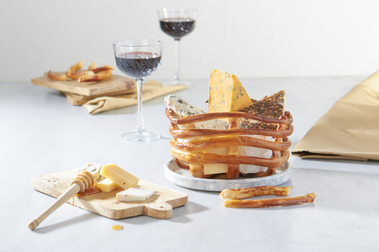 Broodmandje met kaas