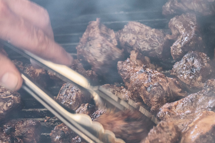 Boneless ribs van de Big Green Egg